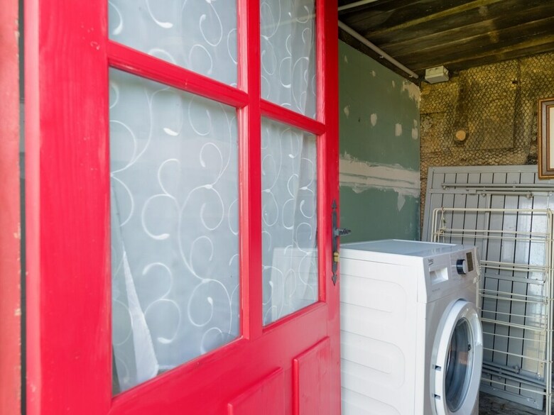 Quaint Holiday Home In Saint-germain-sur-bresle With Garden