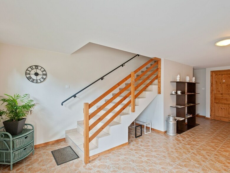 Comfortable Holiday Home In Petit-croix Near Novillard