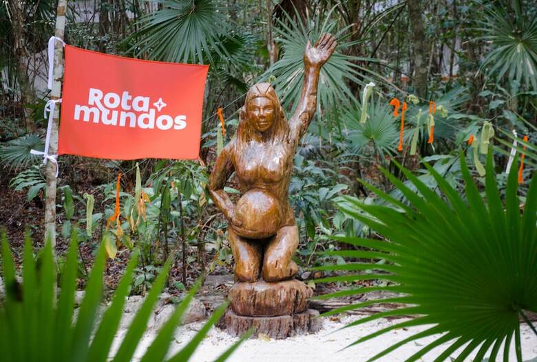 Posada Rotamundos Mama Loo.mm