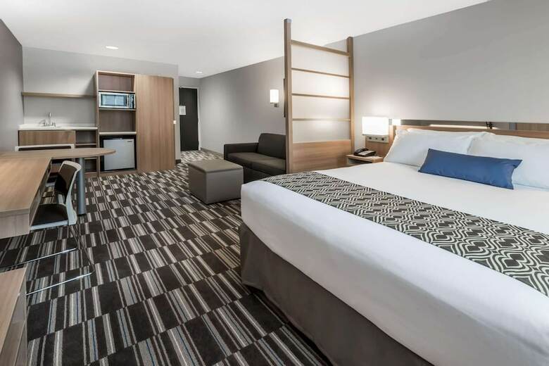 Hotel Microtel Inn & Suites By Wyndham Warsaw