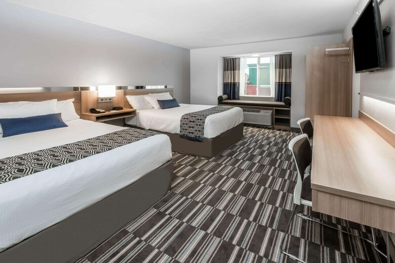 Hotel Microtel Inn & Suites By Wyndham Warsaw
