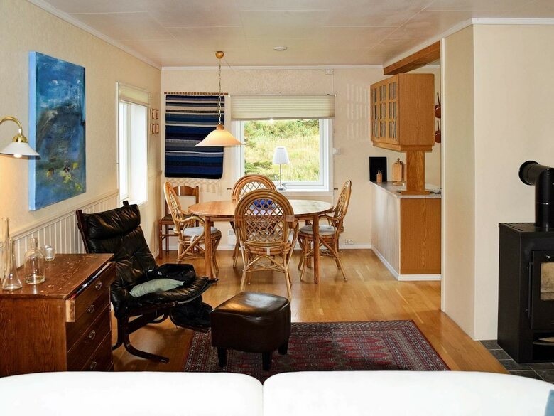 7 Person Holiday Home In Stamsund