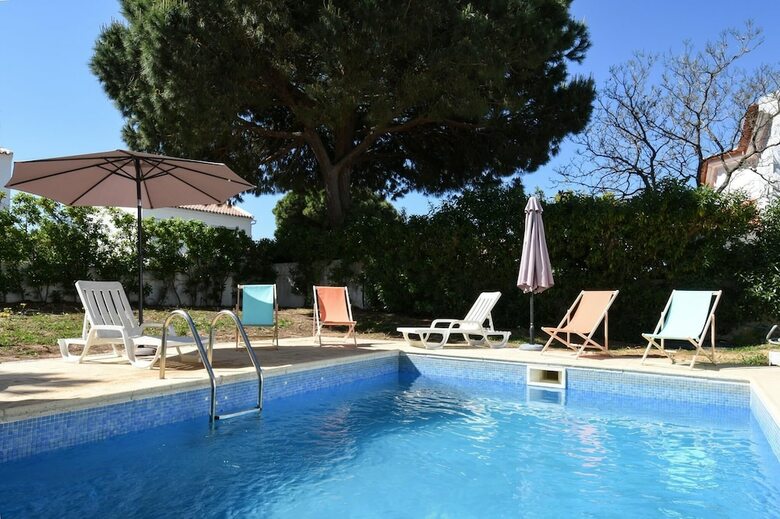Hotel P� Na Areia