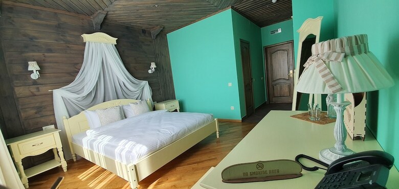 Hotel Falvarak Kupala