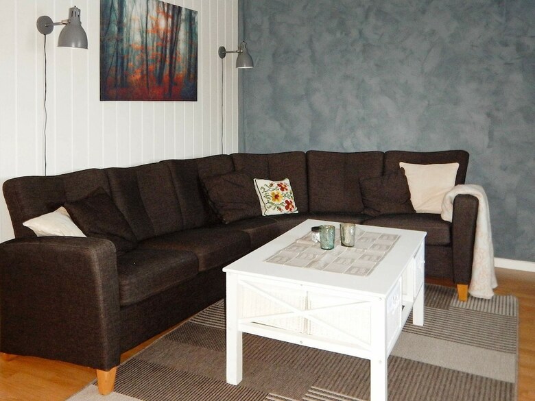 Apartamentos 3 Person Holiday Home In Hamar�y