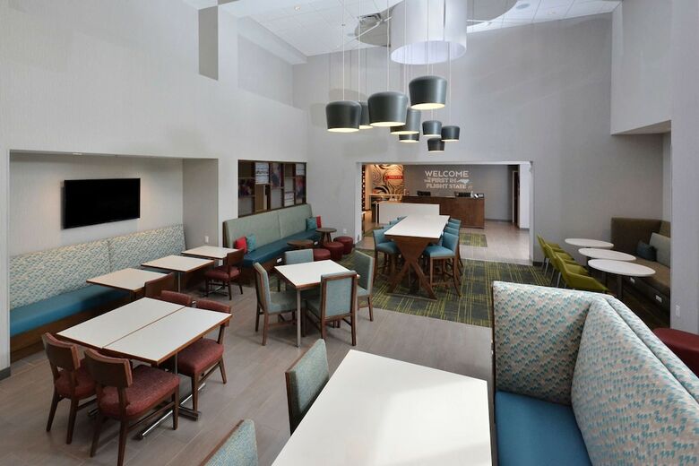 Hotel Hampton Inn & Suites Charlotte Northlake, Nc