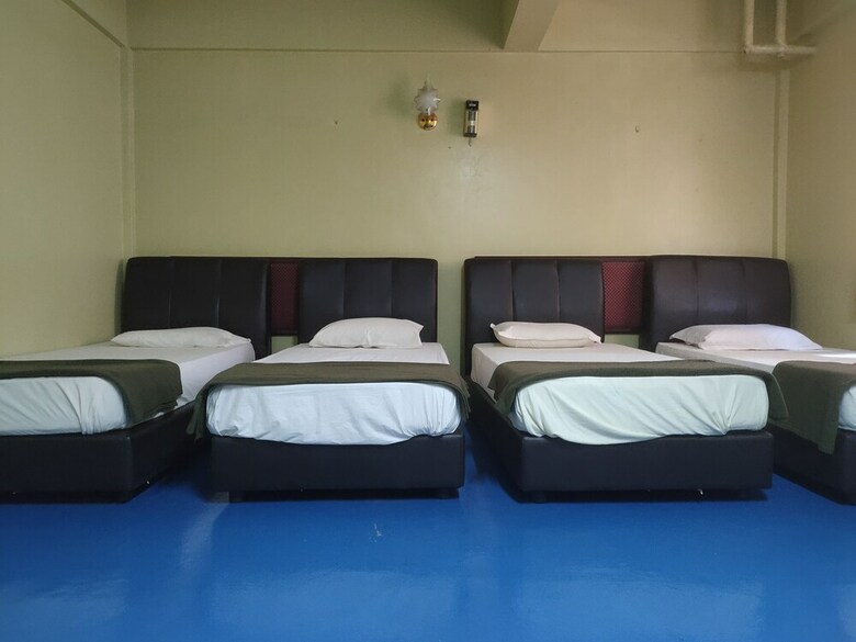 Oyo 90056 Hotel Usaha