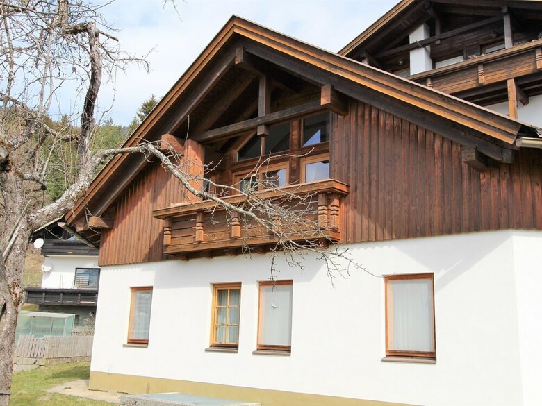 Comfortable Apartment In St. Stefan Im Gailtal With Garden