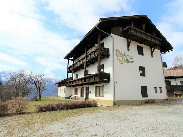 Comfortable Apartment In St. Stefan Im Gailtal With Garden