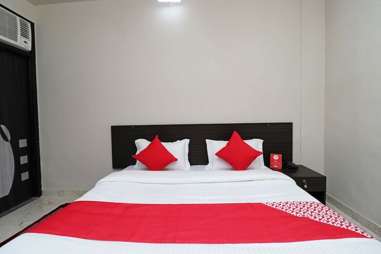 Hotel Oyo 17425 Dwarka Palace
