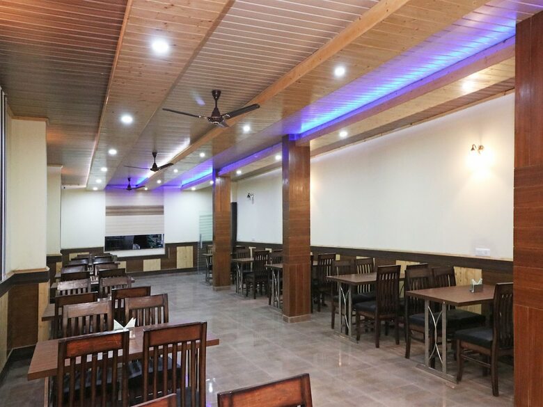 Oyo 26137 Hotel Shyam Regency