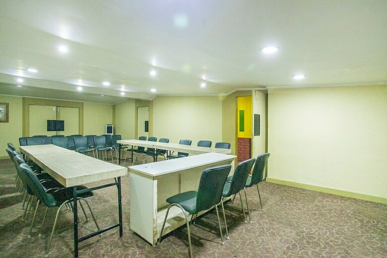Hotel Oyo 26955 Asteria