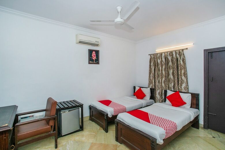 Hotel Oyo 26955 Asteria