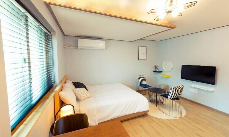Sumsum House
