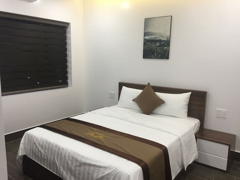 Win Win Hotel