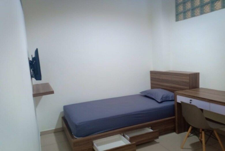 Hostal Oyo 2506 Prestige Residence 2