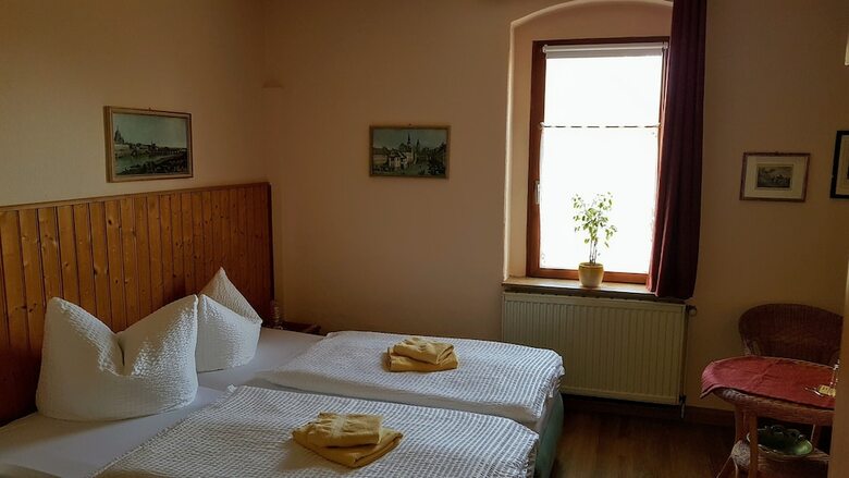 Bed & Breakfast Pension & Gasthaus Nostalgie