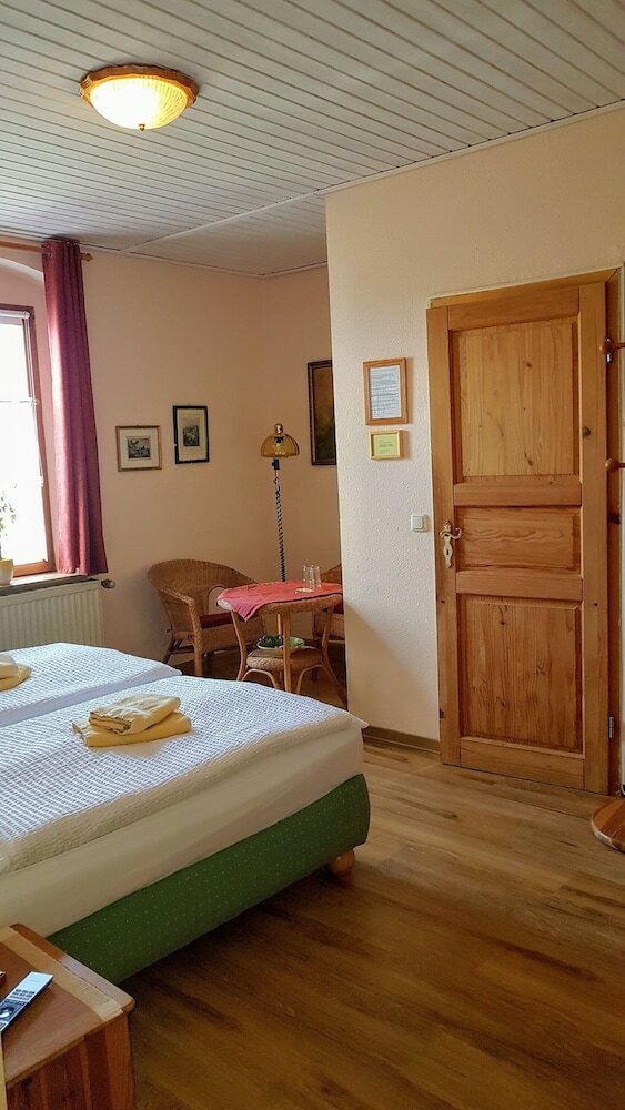Bed & Breakfast Pension & Gasthaus Nostalgie