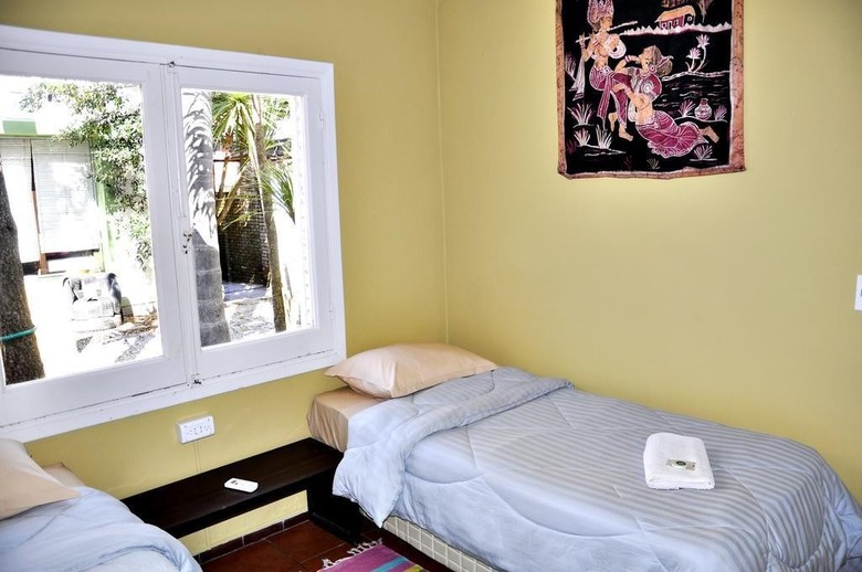 Tas D Viaje Hostel Surf Camp
