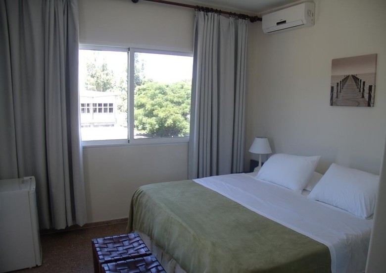 Hotel Puesta Del Sol