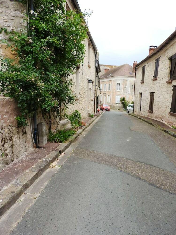 House With 2 Bedrooms In Chalo-saint-mars