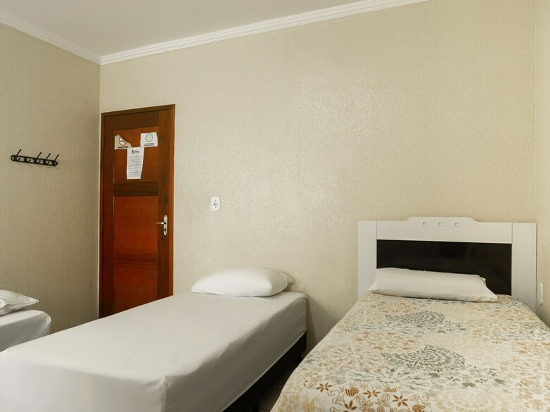 Hotel Oyo Pousada Tropical