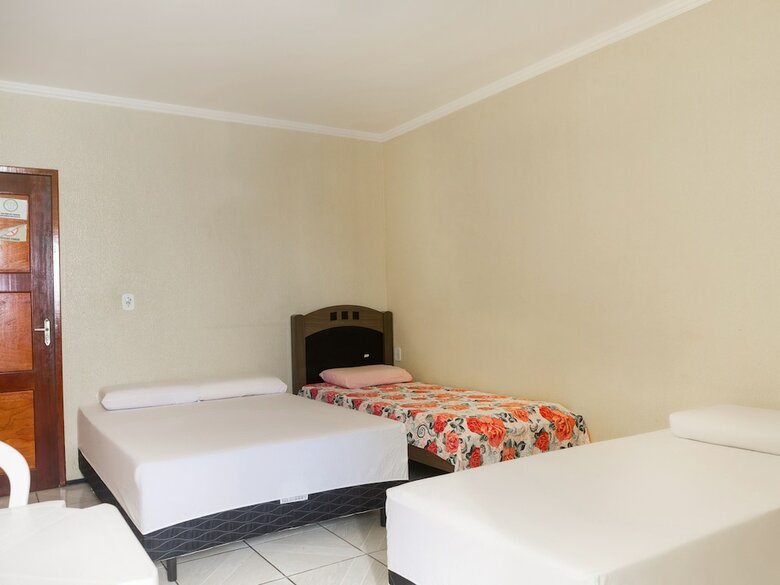 Hotel Oyo Pousada Tropical