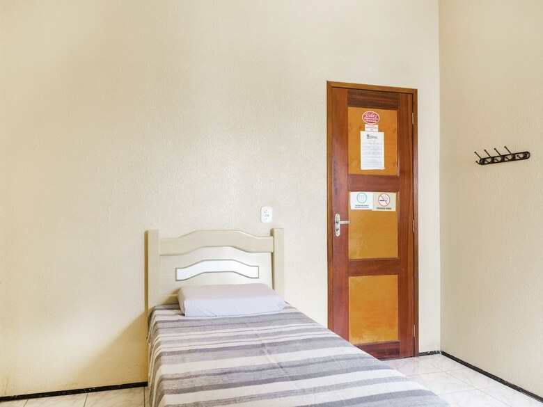 Hotel Oyo Pousada Tropical