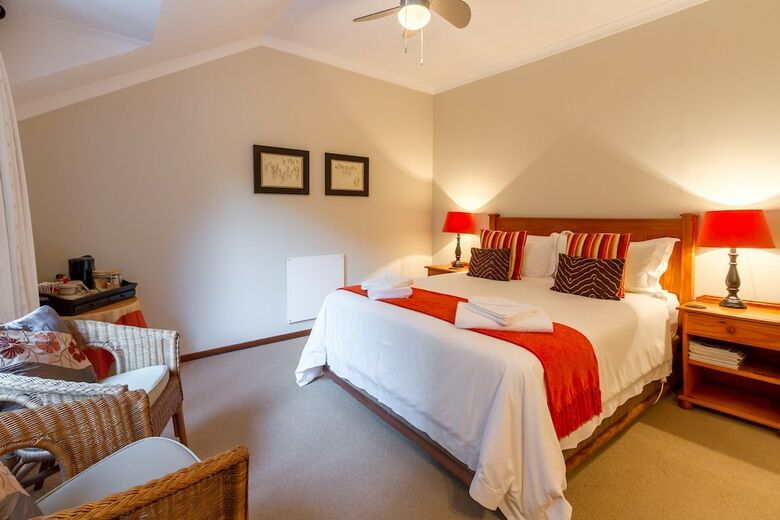 Hotel Porcupine Ridge Guest House