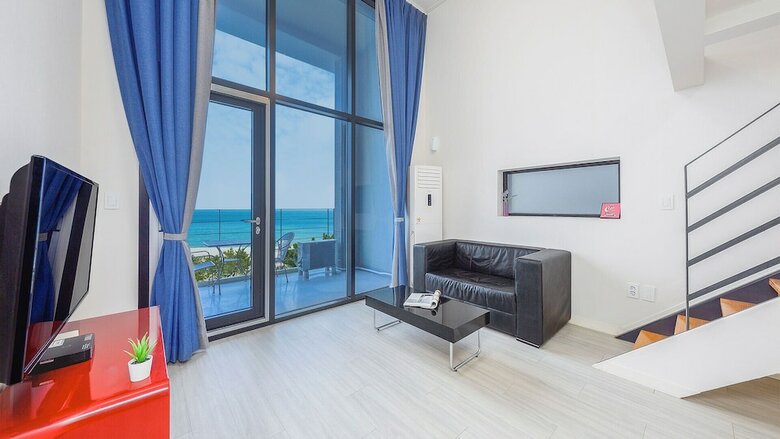 Hotel Uljin All Morning Pension