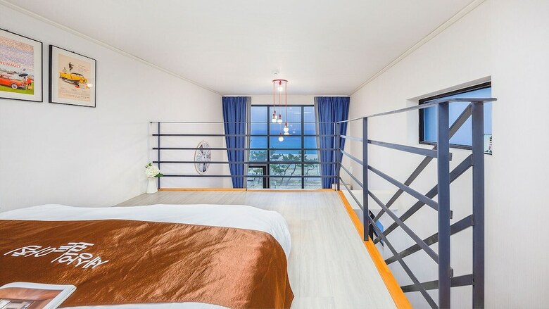 Hotel Uljin All Morning Pension