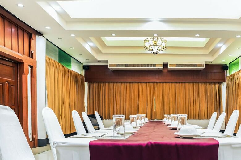 Hotel Oyo 720 Royal Ping Garden & Resort