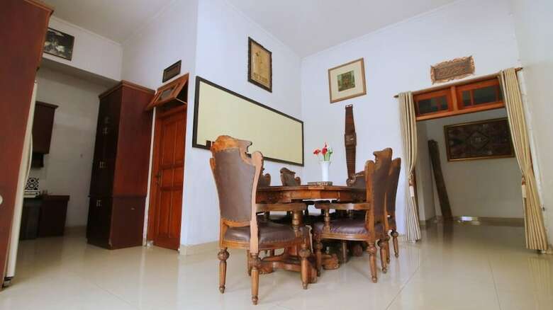 Hotel Javanice Homestay