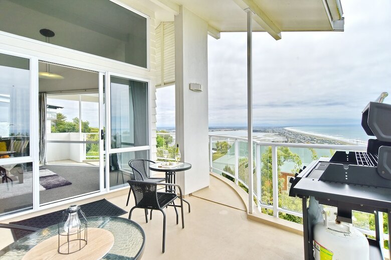 Panorama - Christchurch Holiday Homes