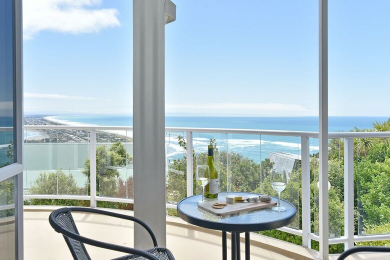 Panorama - Christchurch Holiday Homes