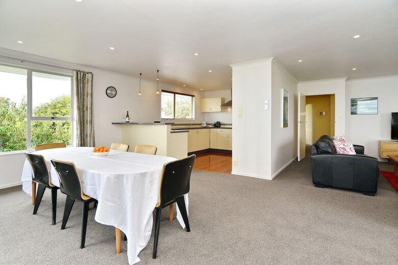 Panorama - Christchurch Holiday Homes