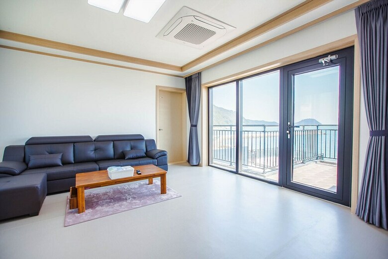 P-237 Spa & Pool Villa