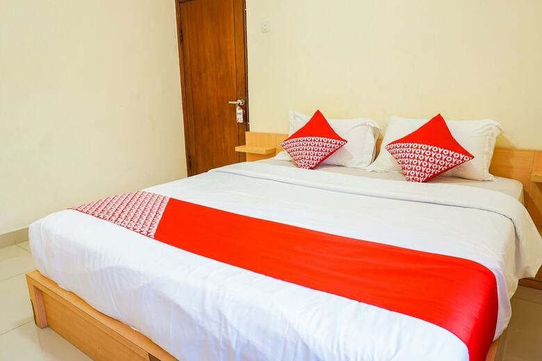Hostal Hotel Kurnia