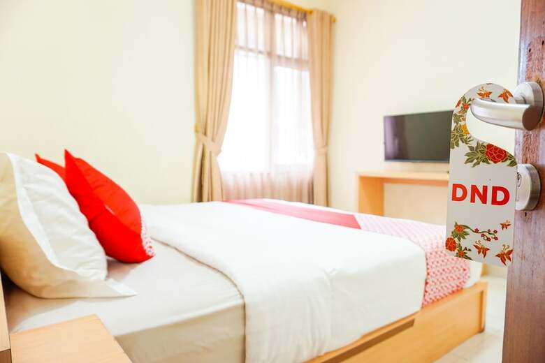 Hostal Hotel Kurnia