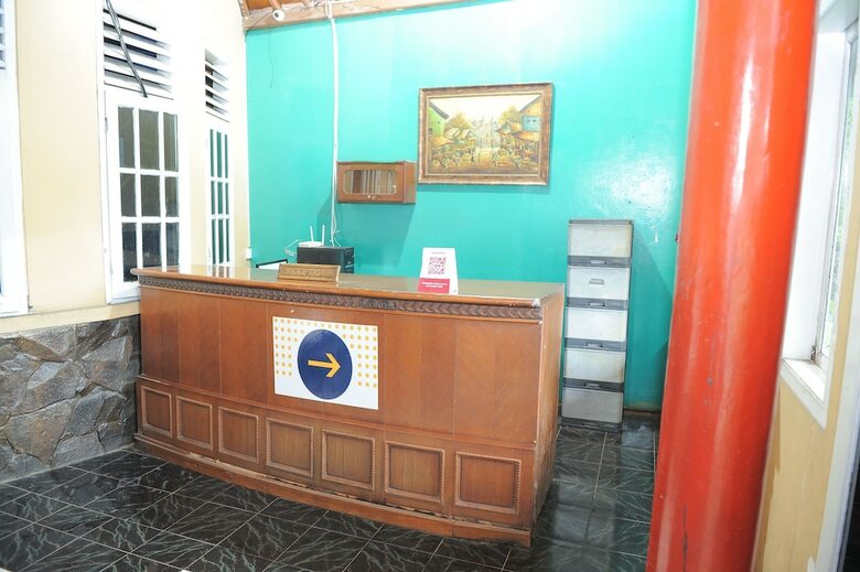 Hostal Spot On 2584 Hotel Karya Nunggal Asri