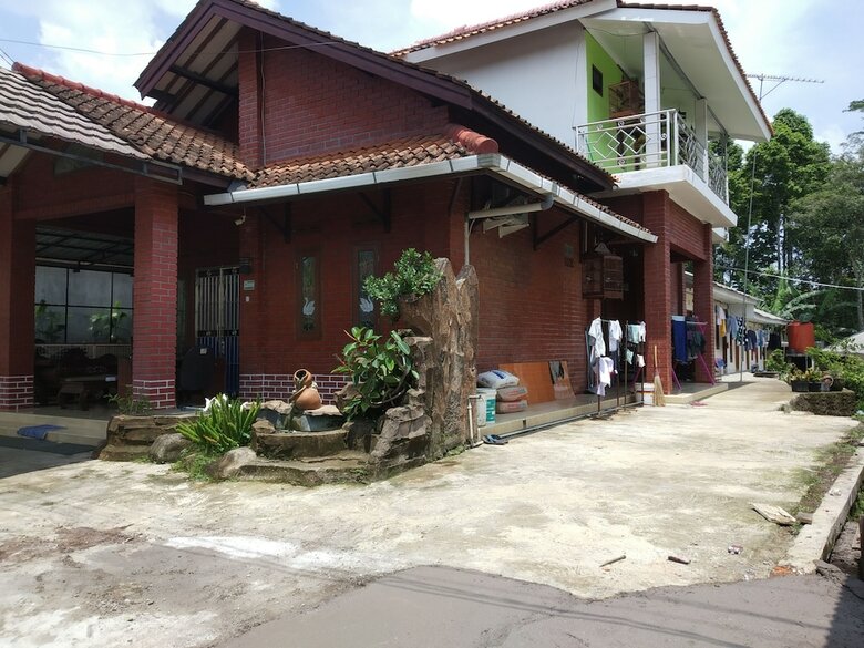 Hostal Spot On 2750 Ayu Homestay Syariah