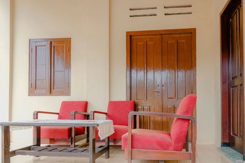 Hostal Spot On 2826 Panderman Residence