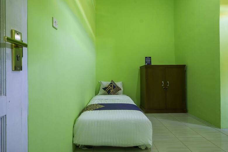 Hostal Spot On 2859 Fatan Costel