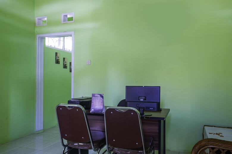 Hostal Spot On 2859 Fatan Costel