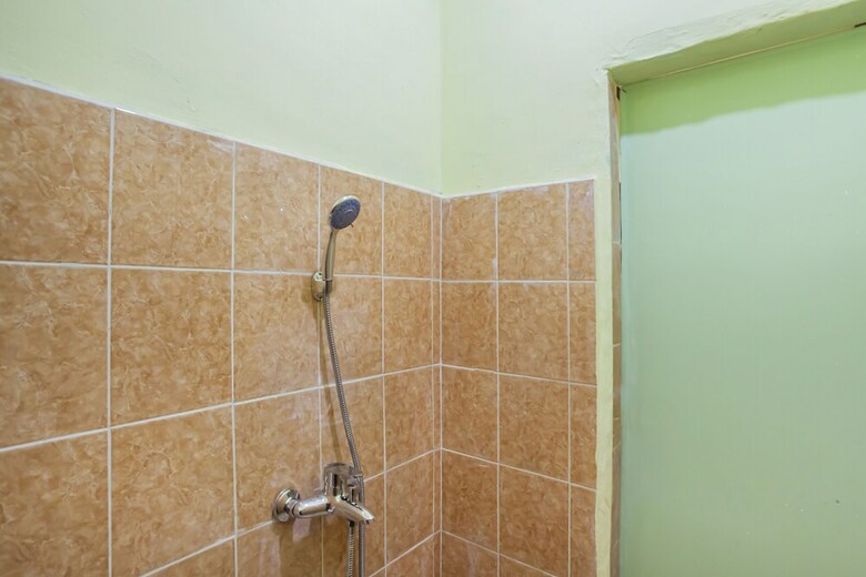 Hostal Spot On 2824 Hotel Permata