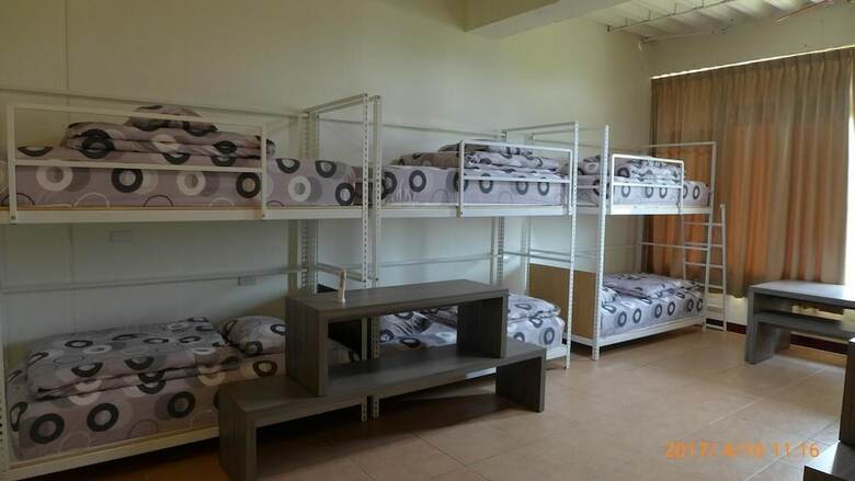 Hostal Tamsui River Hostel