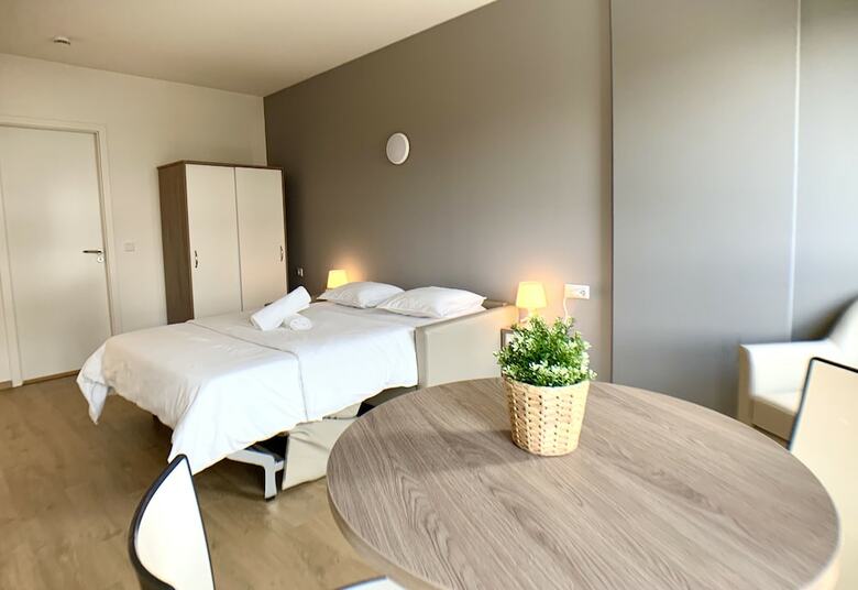 Apartamentos Cozy Studio. Open Space. Business / Leisure