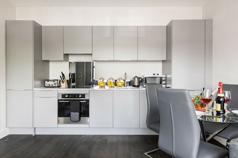 Home.ly - Watford Premier Apartments
