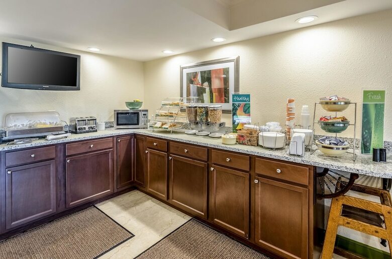 Motel Quality Inn Tanglewood