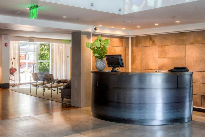 Hotel J House Greenwich